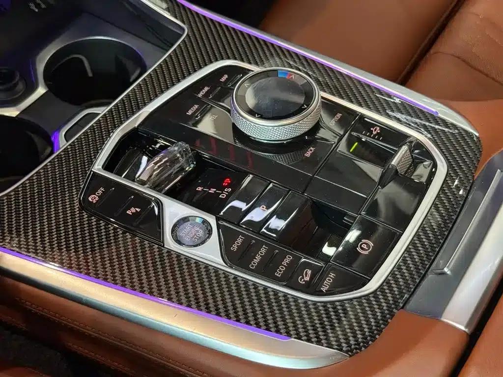 2023 BMW X7 M60i xDrive M60i — миниатюра 18