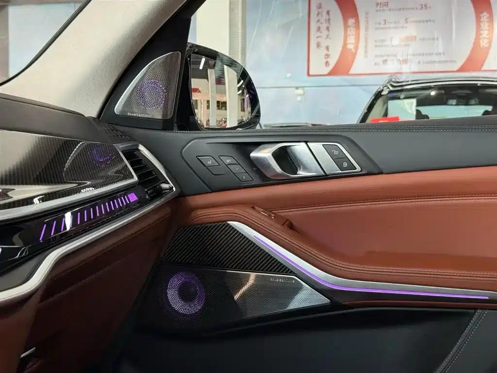 2023 BMW X7 M60i xDrive M60i — миниатюра 19