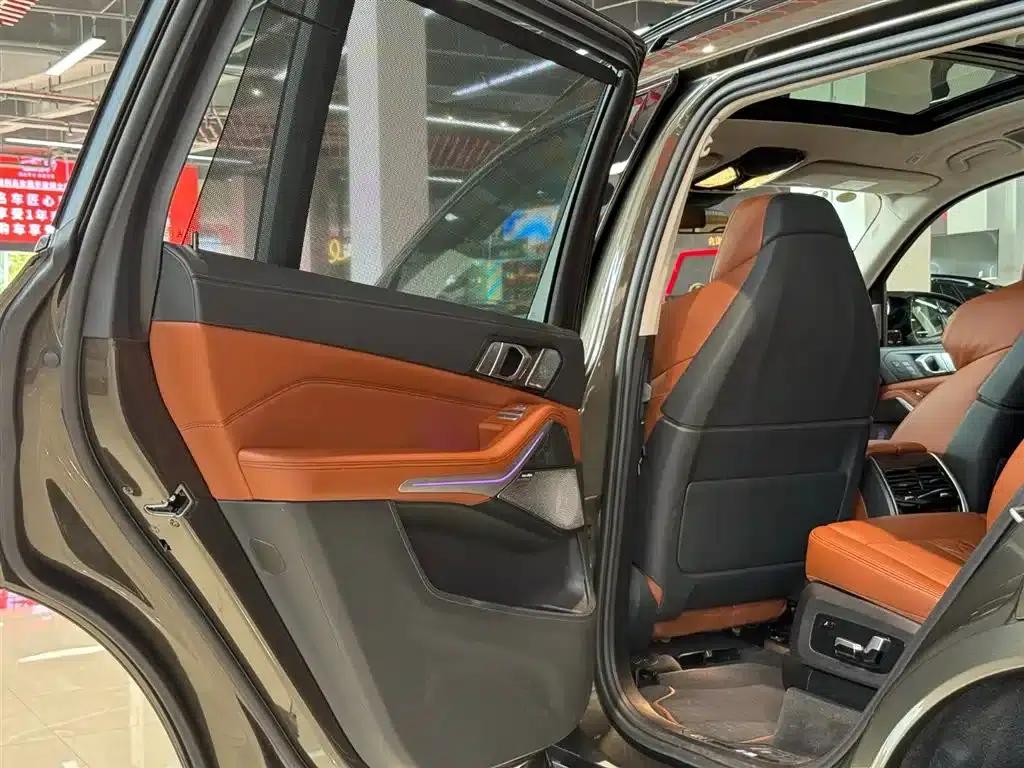 2023 BMW X7 M60i xDrive M60i — миниатюра 22