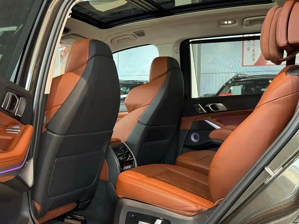 2023 BMW X7 M60i xDrive M60i — миниатюра 23