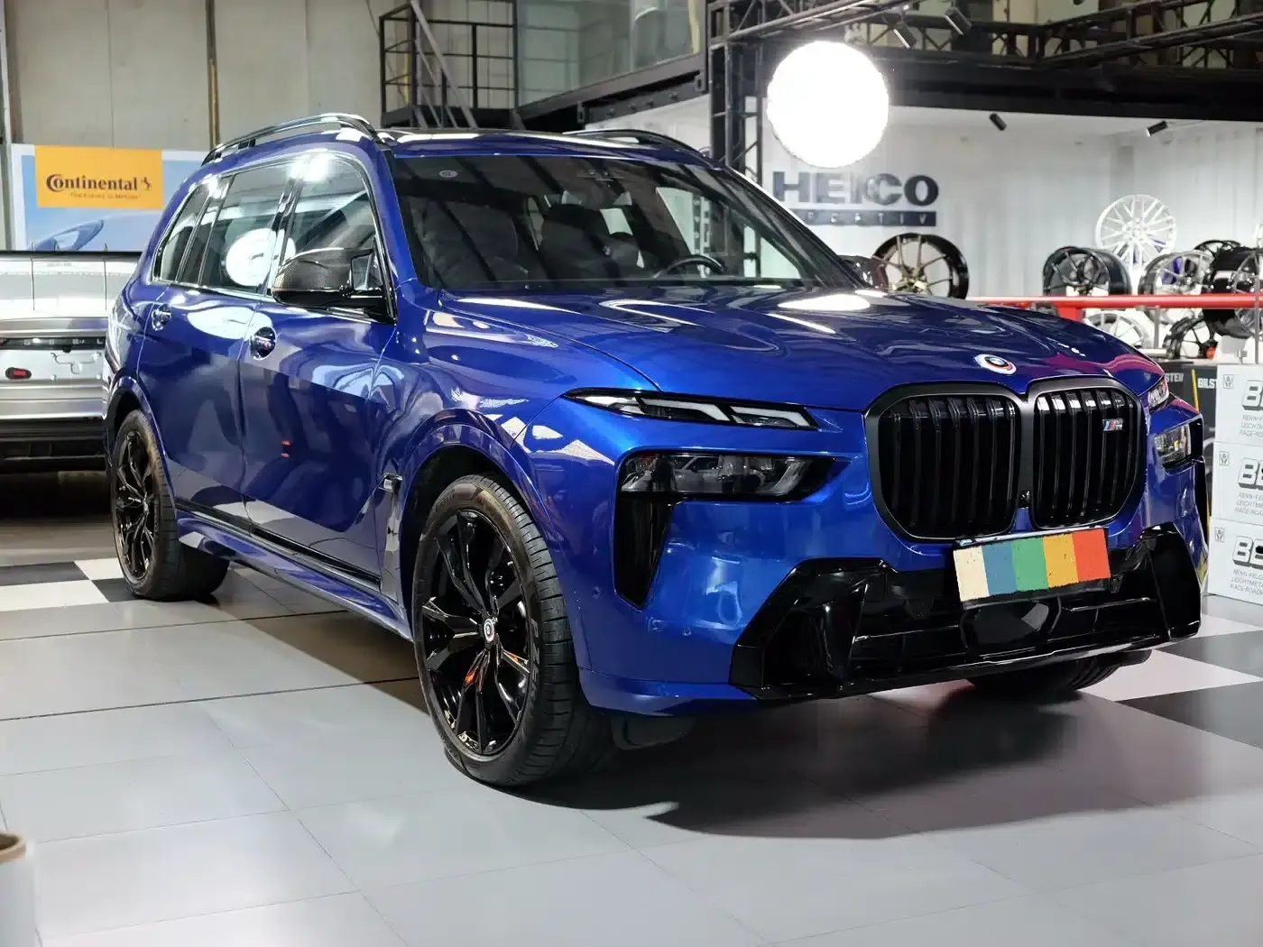 2026 BMW X7 M60i xDrive M60i — миниатюра 3