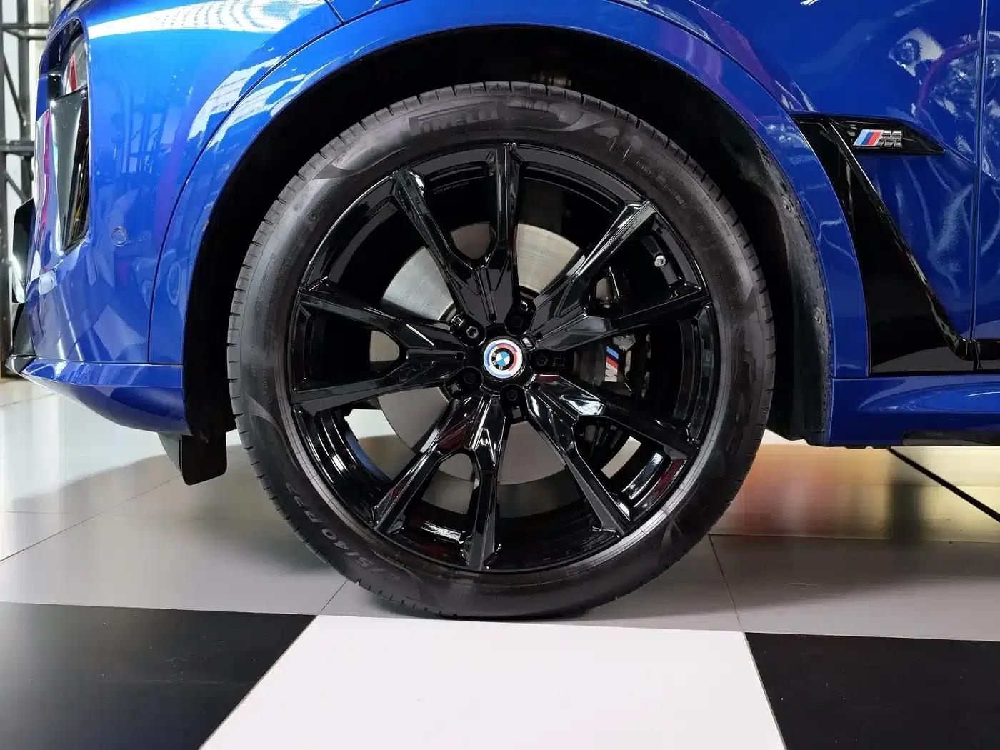 2026 BMW X7 M60i xDrive M60i — миниатюра 6