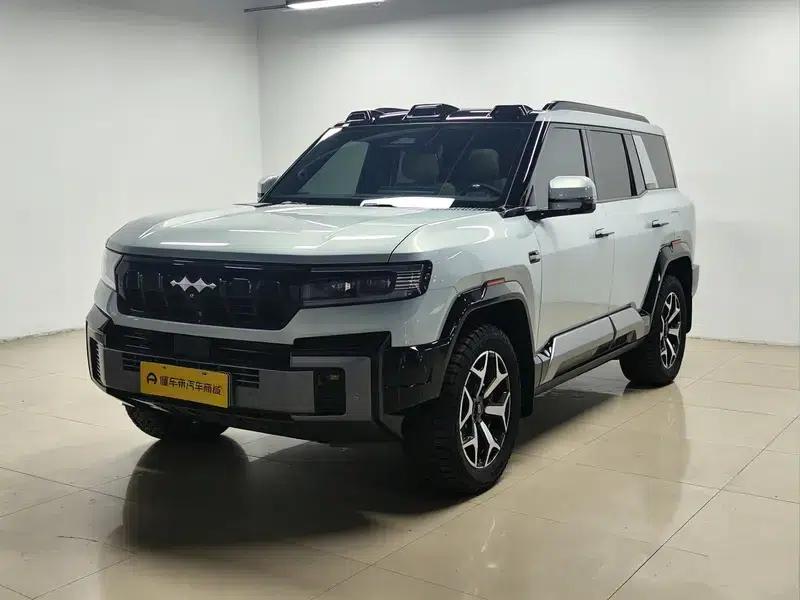 Leopard 8 2025 Smart & Brave Flagship Edition 6-seater — миниатюра 1