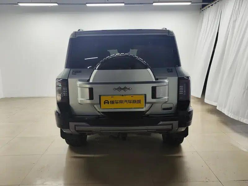 Leopard 8 2025 Smart & Brave Flagship Edition 6-seater — миниатюра 6