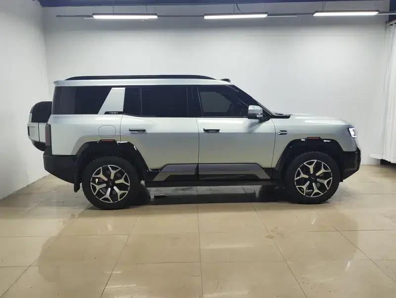 Leopard 8 2025 Smart & Brave Flagship Edition 6-seater — миниатюра 8