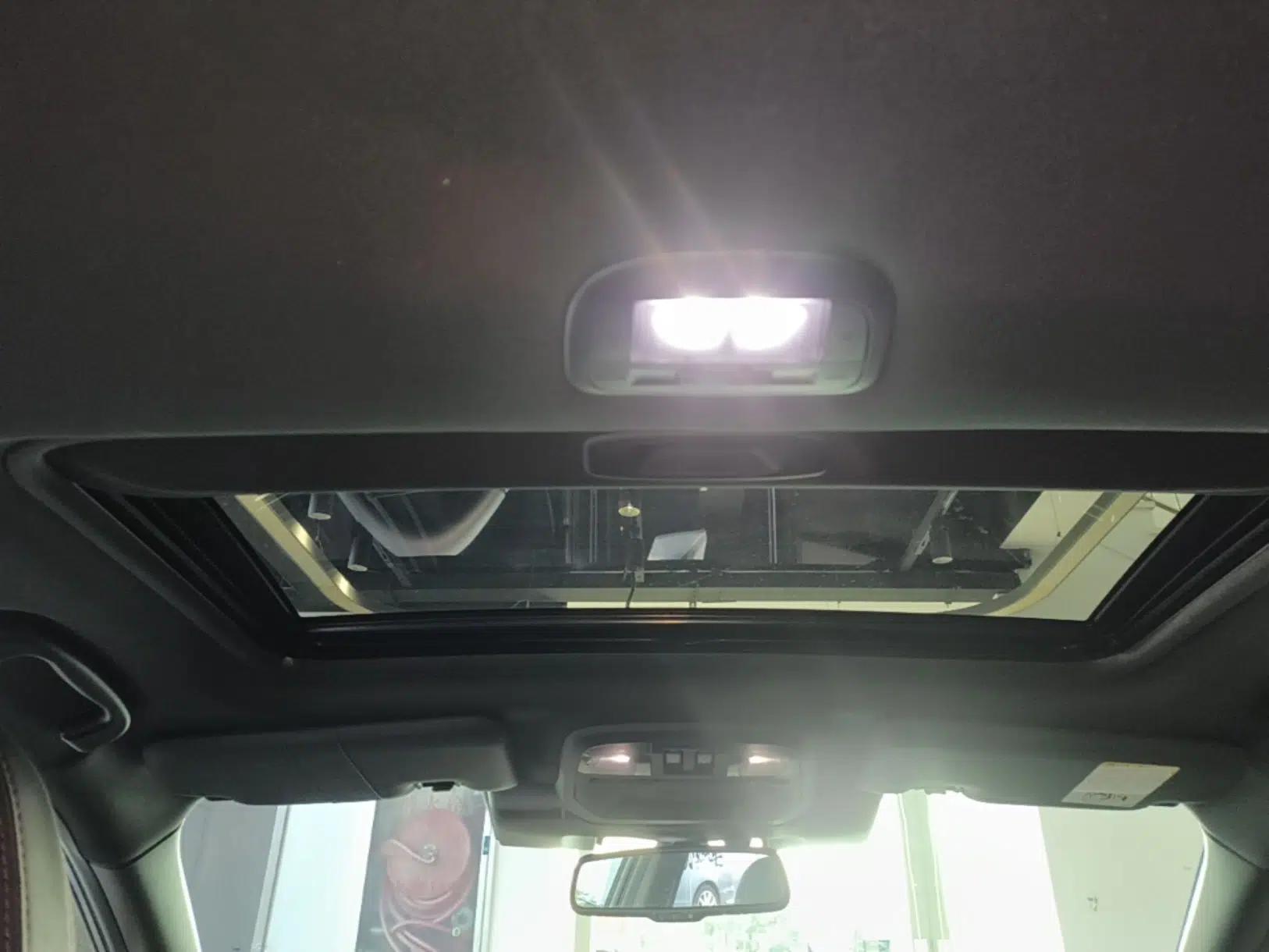 Subaru WRX 2025 2.4T CVT Wagon tS EyeSight — миниатюра 21