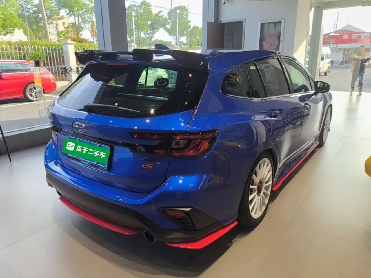 Subaru WRX 2025 2.4T CVT Wagon tS EyeSight — миниатюра 6