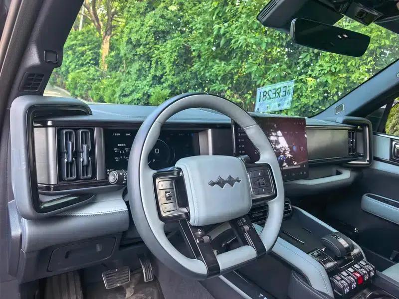 Leopard 5 2023 Explorer Edition — миниатюра 9