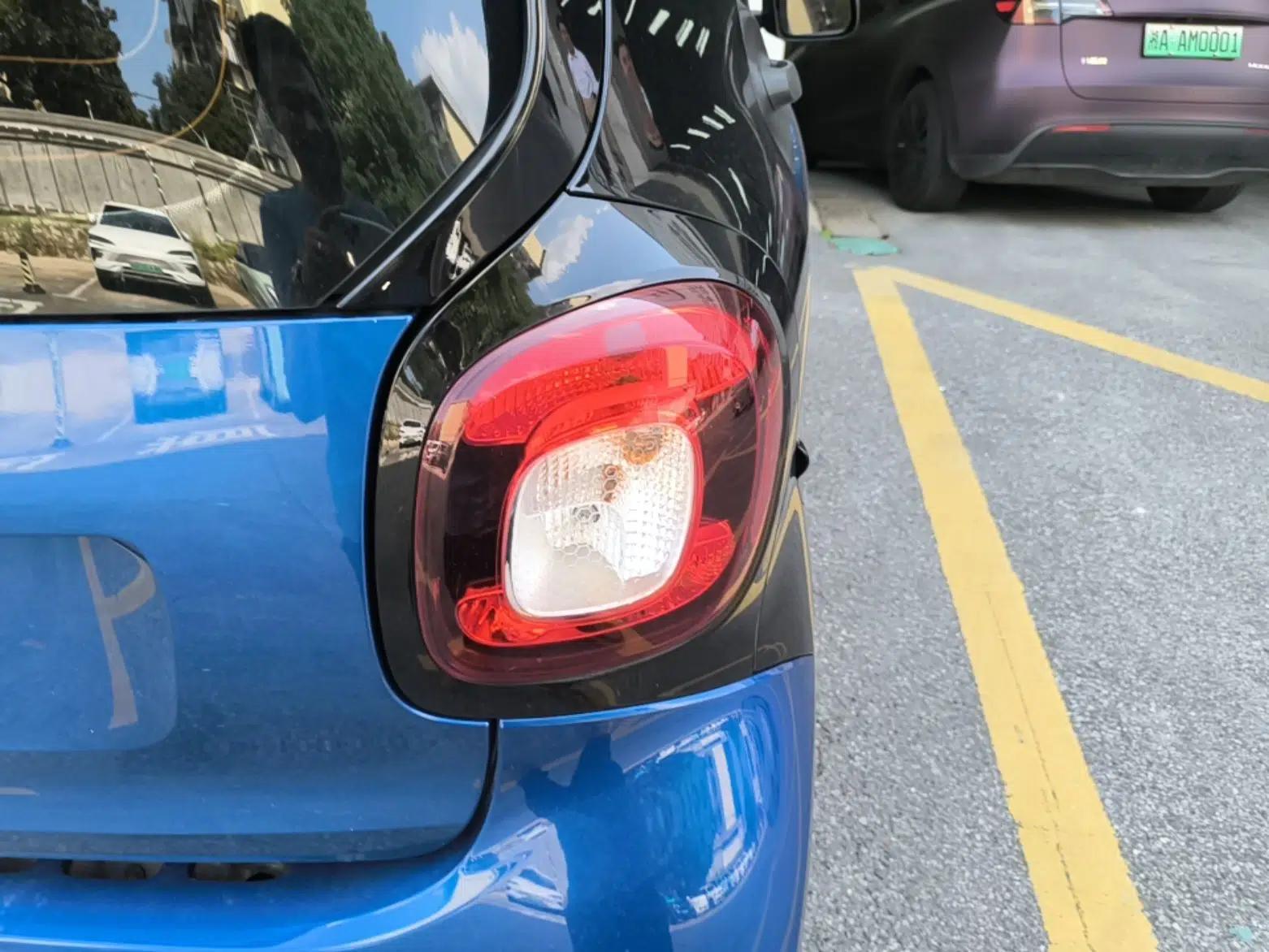 smart fortwo 2019 0.9T 66kW Hardtop Engine Version China VI Emission Standard — миниатюра 9