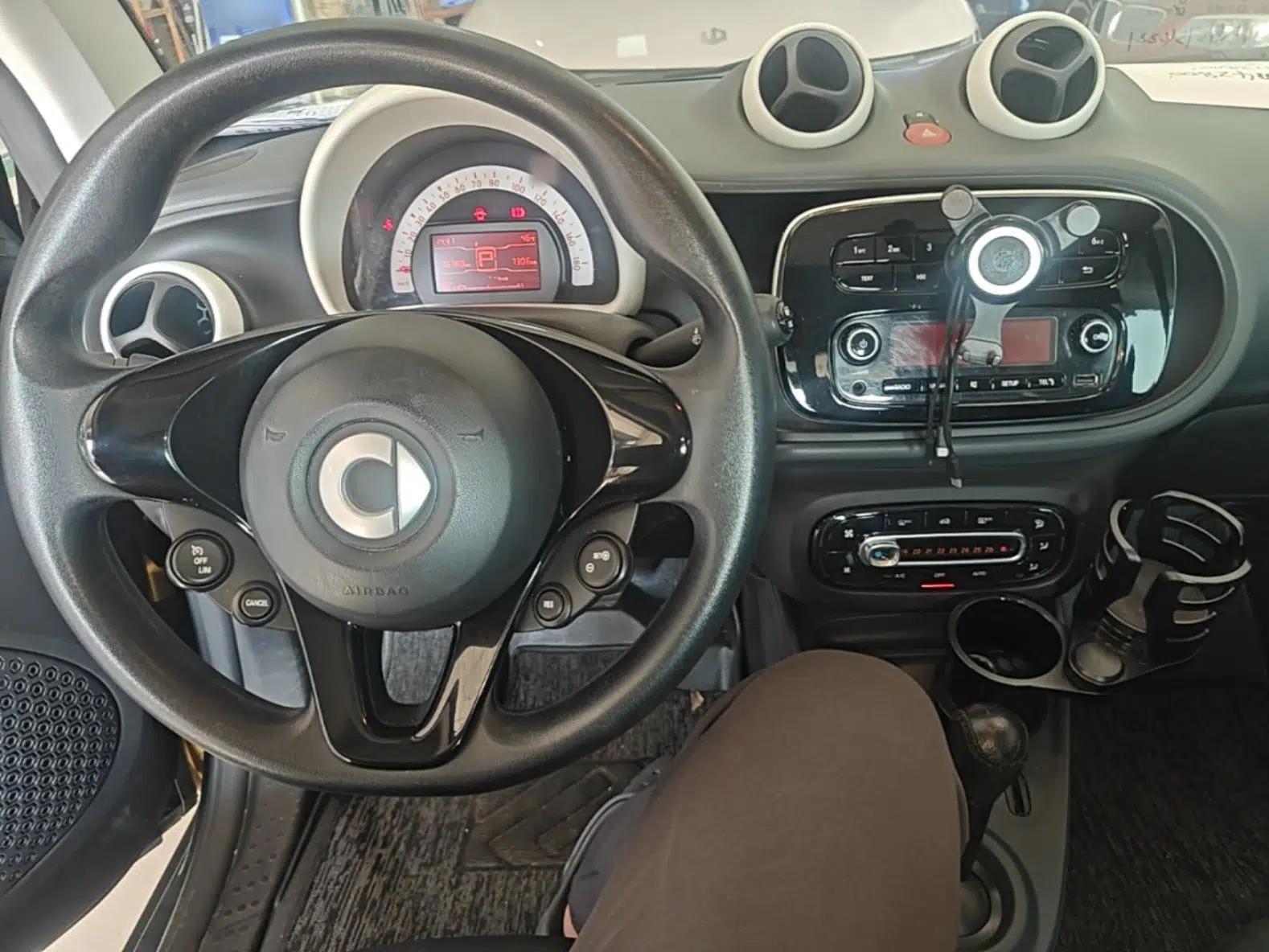 smart fortwo 2015 1.0L 52 kW hardtop Dynamic version — миниатюра 12