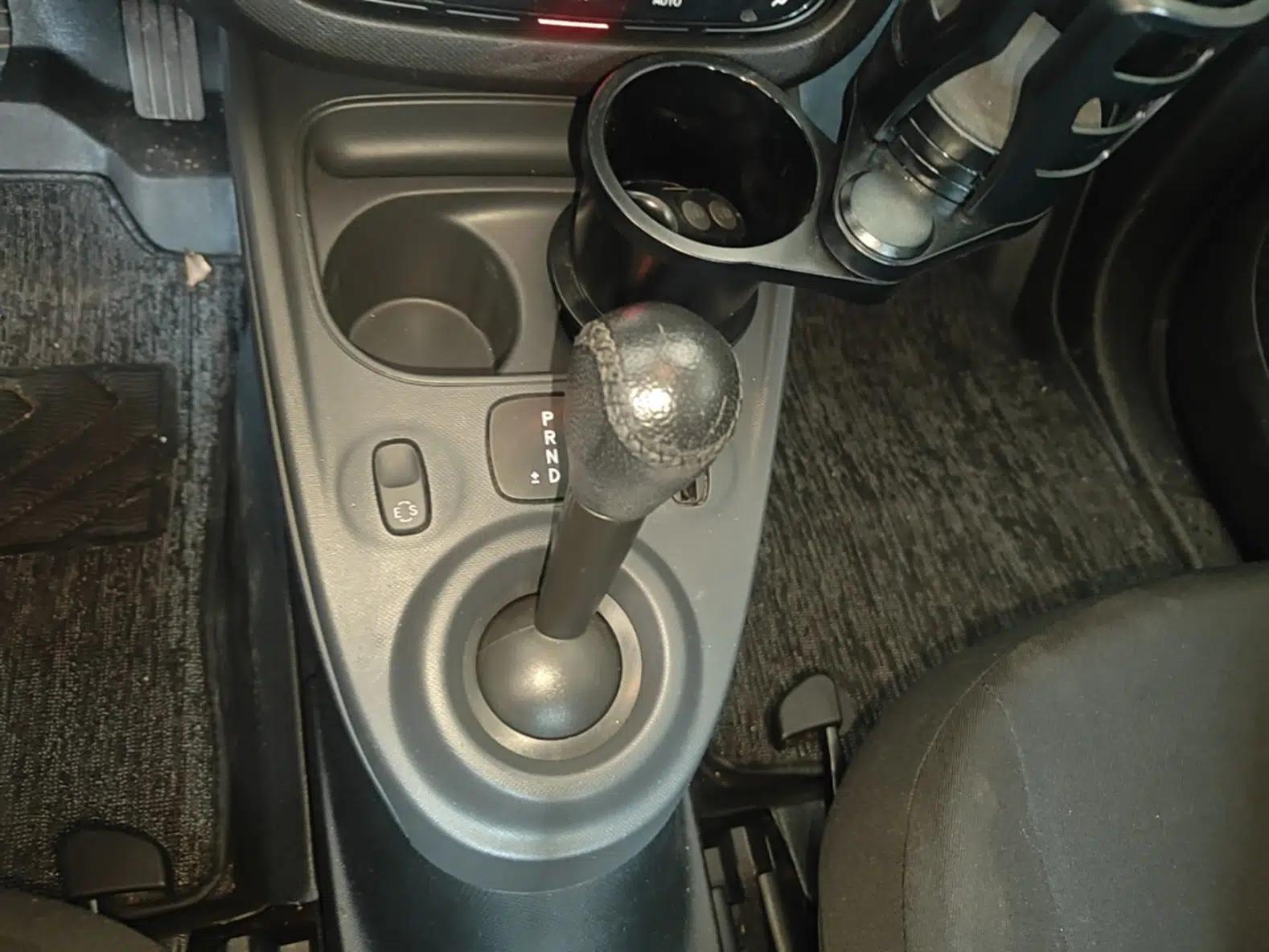 smart fortwo 2015 1.0L 52 kW hardtop Dynamic version — миниатюра 16