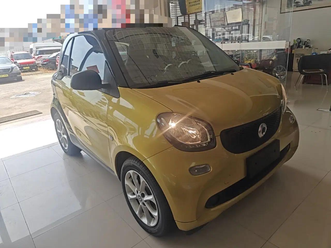 smart fortwo 2015 1.0L 52 kW hardtop Dynamic version — миниатюра 3