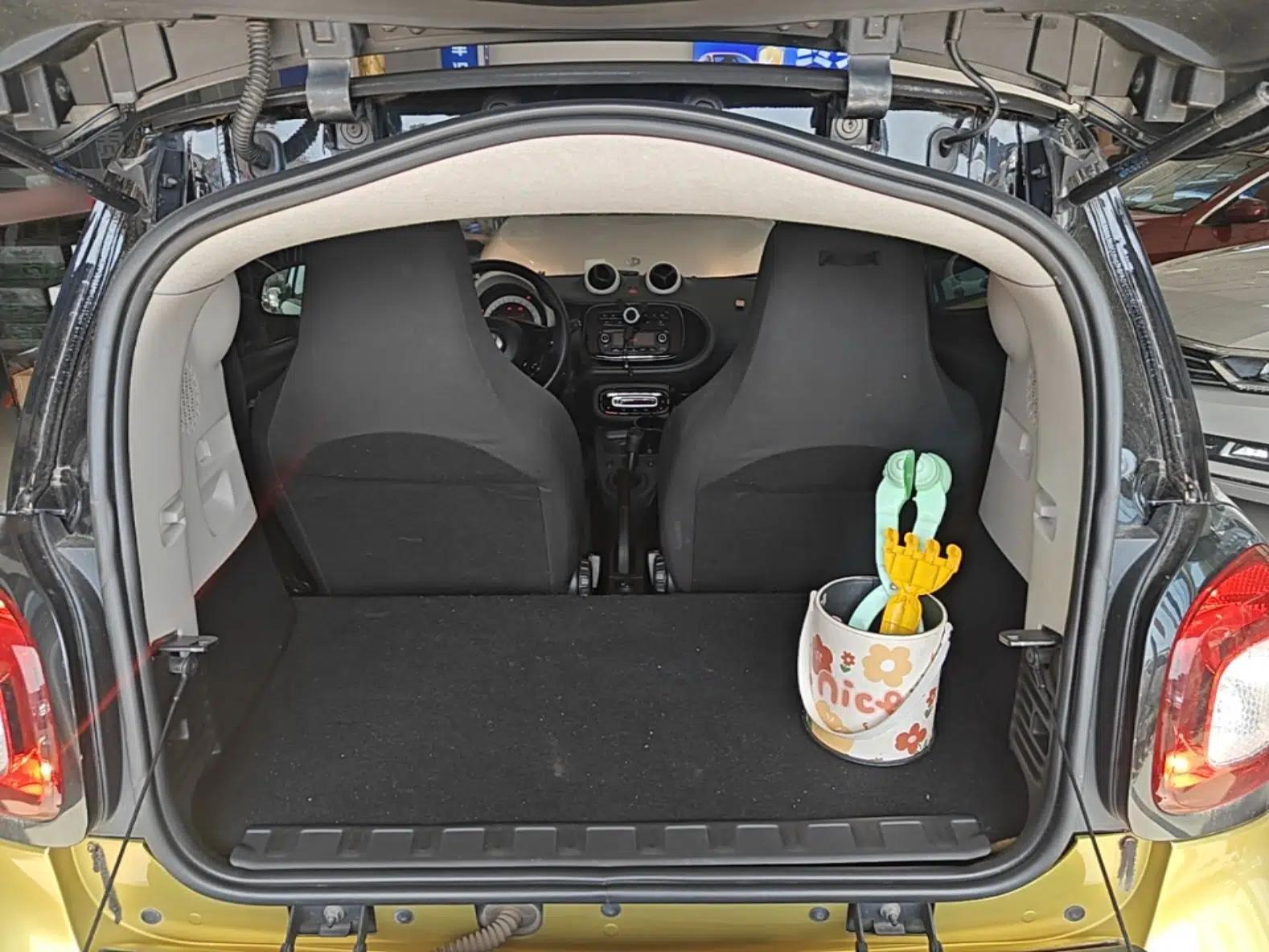 smart fortwo 2015 1.0L 52 kW hardtop Dynamic version — миниатюра 22