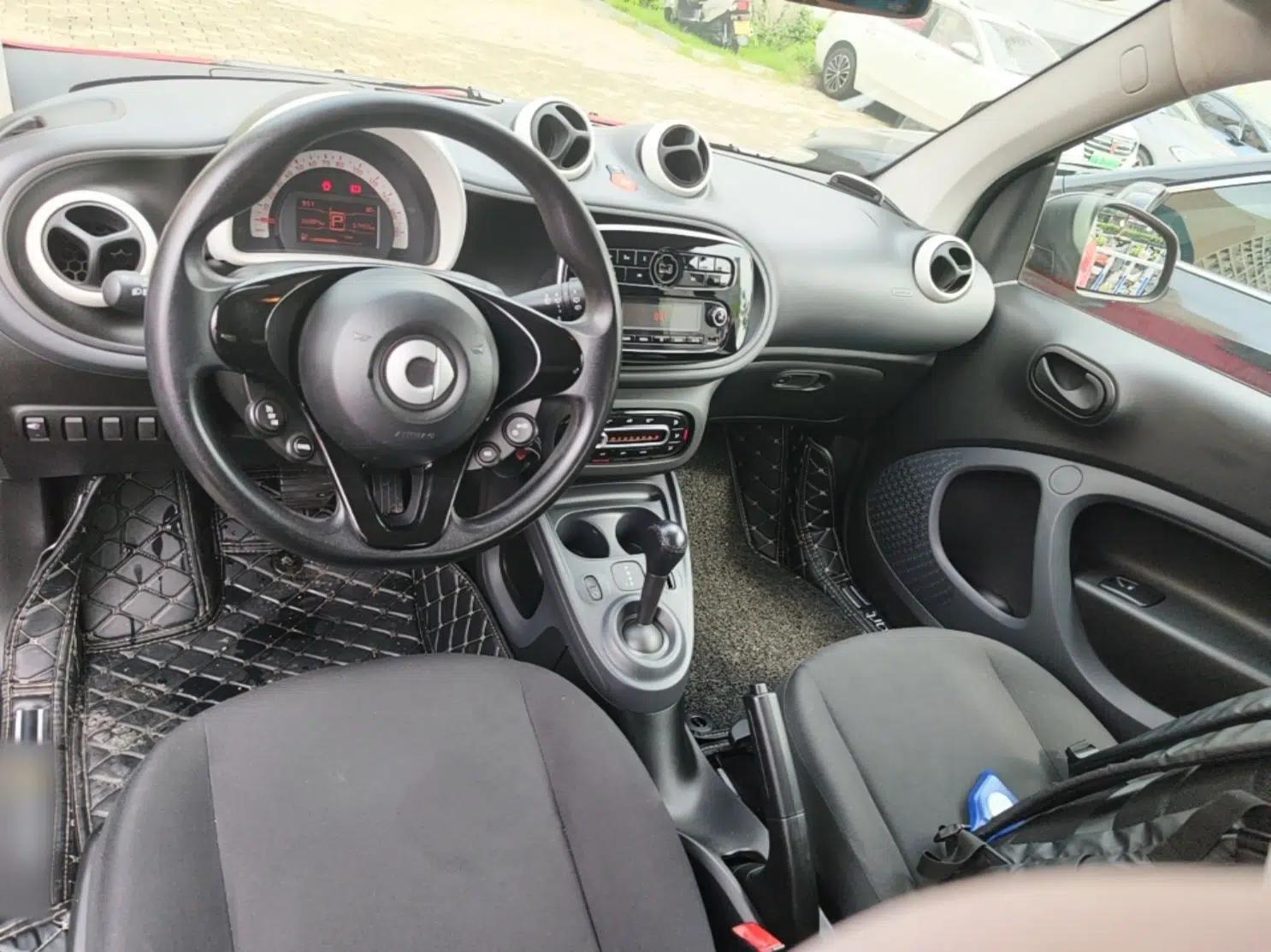 smart fortwo 2015 1.0L 52 kW hardtop Dynamic version — миниатюра 12