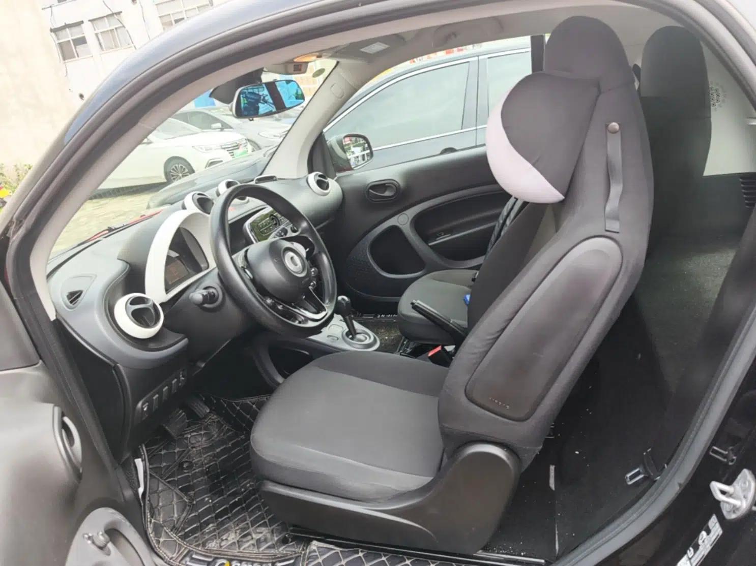 smart fortwo 2015 1.0L 52 kW hardtop Dynamic version — миниатюра 17