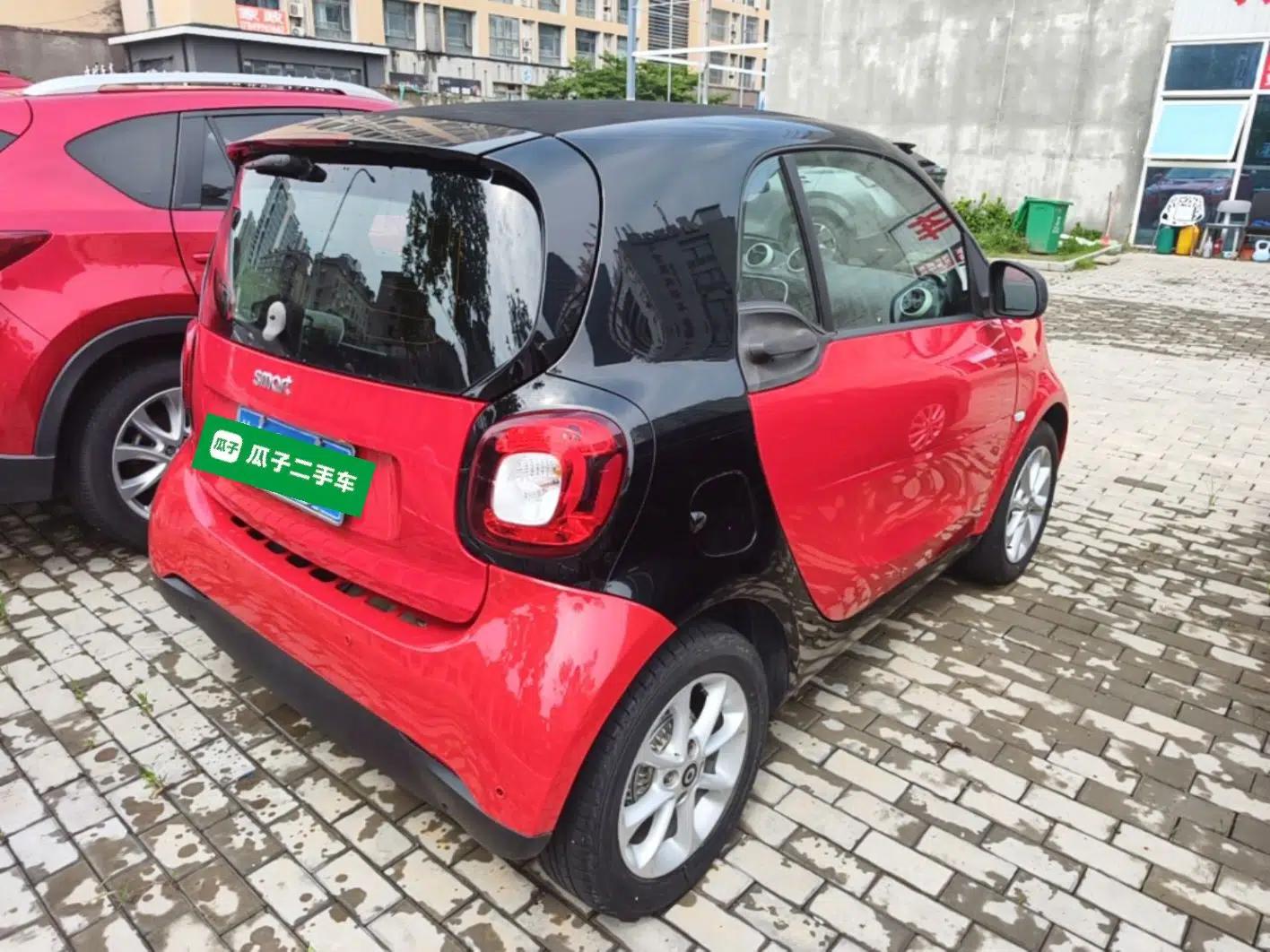 smart fortwo 2015 1.0L 52 kW hardtop Dynamic version — миниатюра 6