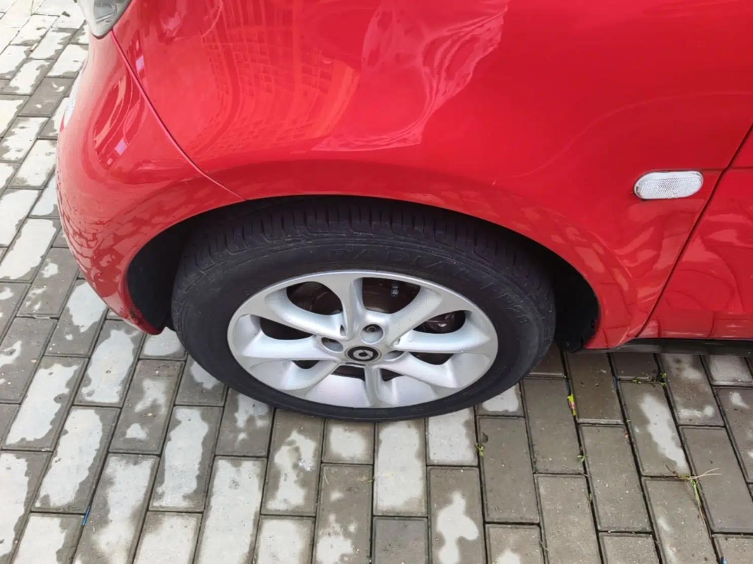 smart fortwo 2015 1.0L 52 kW hardtop Dynamic version — миниатюра 10