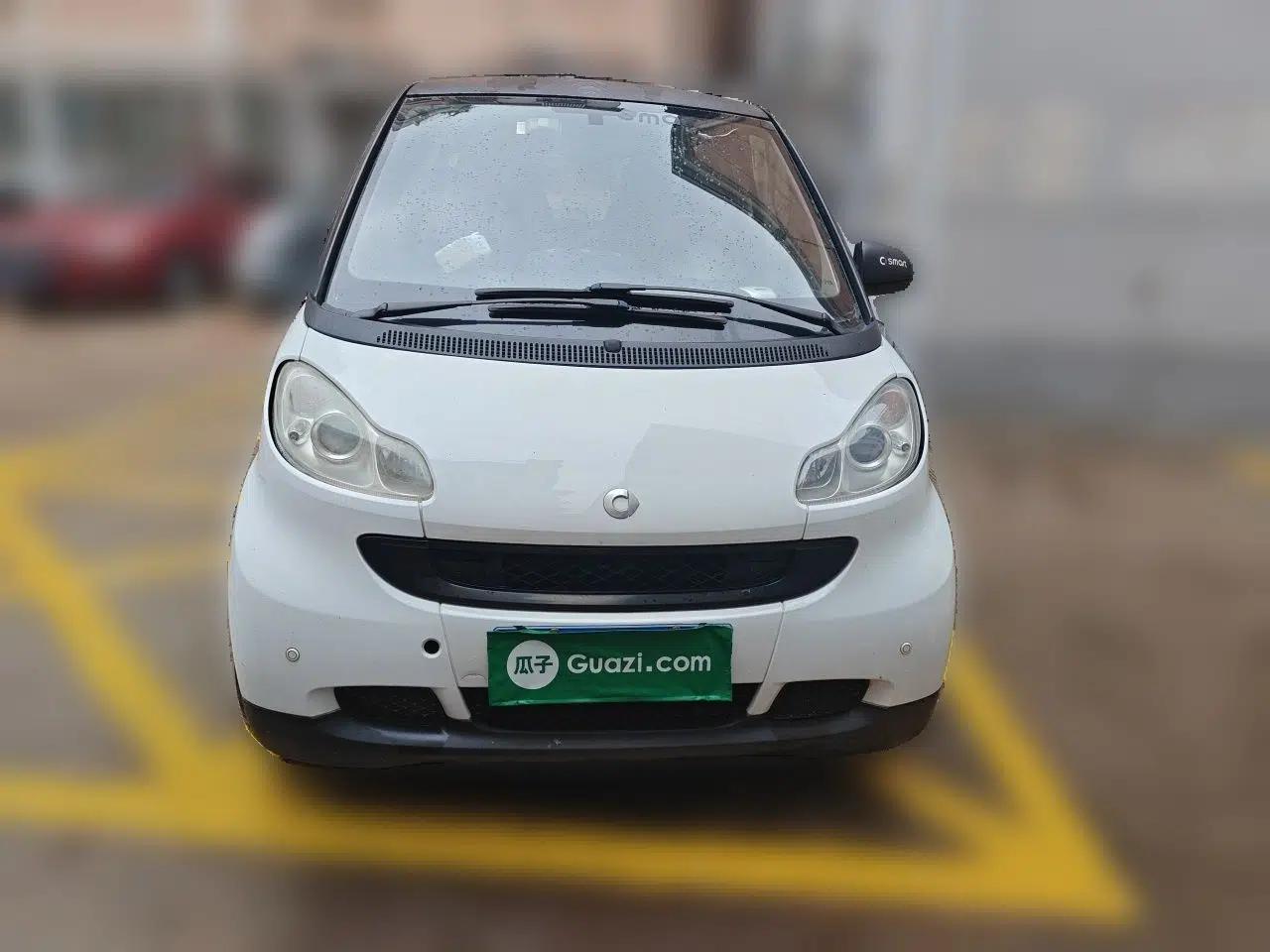 smart fortwo 2011 1.0 MHD Hardtop Standard Edition — миниатюра 2