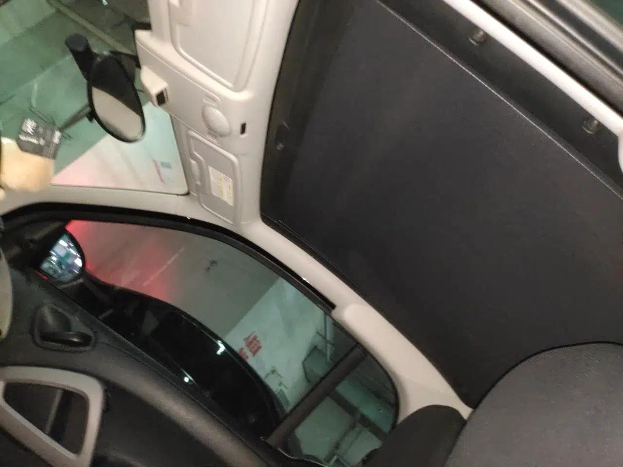 smart fortwo 2012 1.0 MHD Hardtop Standard Edition — миниатюра 18