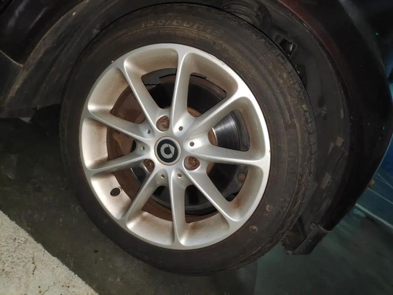 smart fortwo 2012 1.0 MHD Hardtop Standard Edition — миниатюра 8