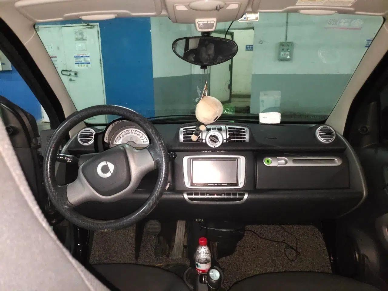 smart fortwo 2012 1.0 MHD Hardtop Standard Edition — миниатюра 9