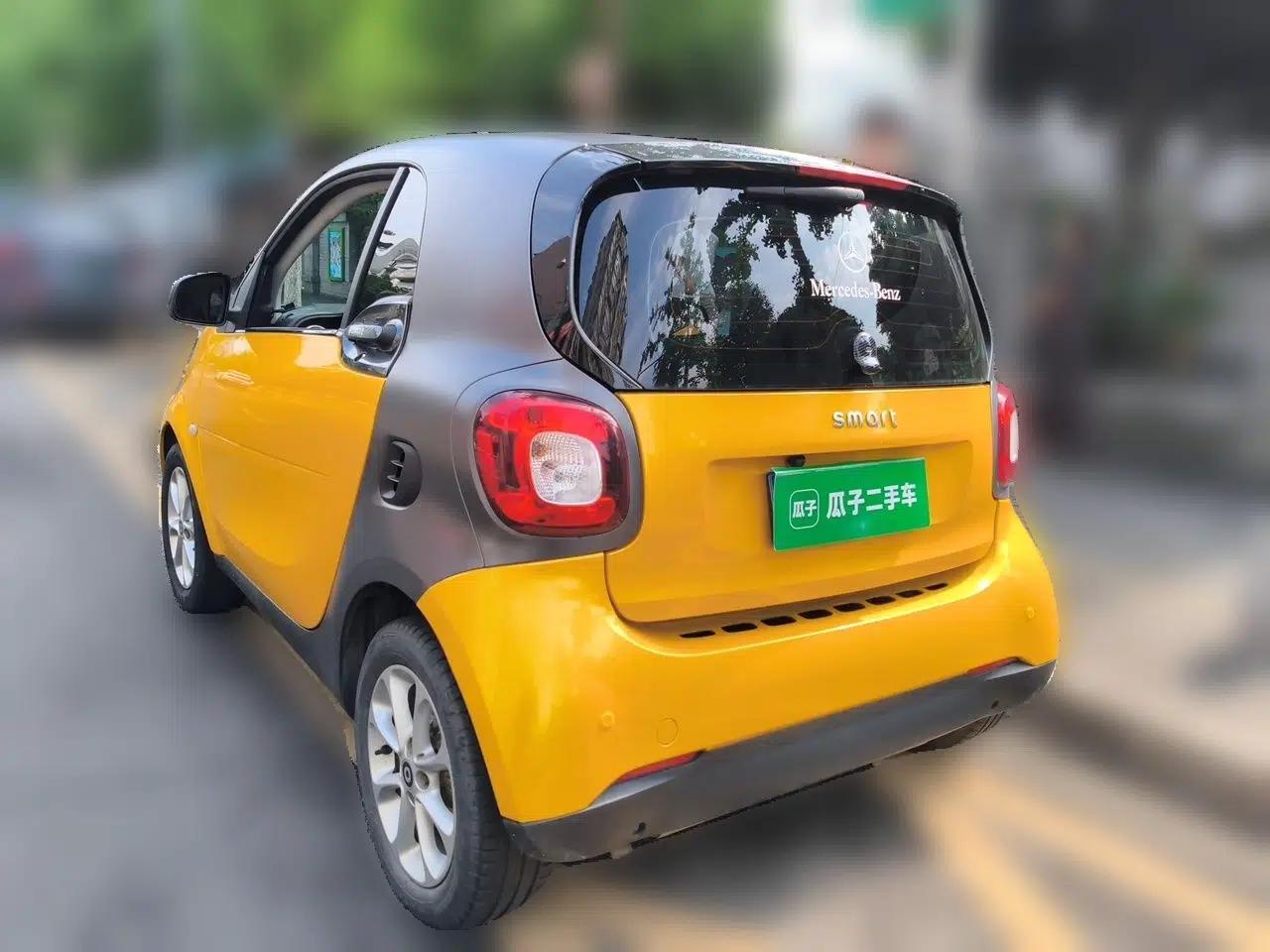 smart fortwo 2015 1.0L 52 kW hardtop Dynamic version — миниатюра 4