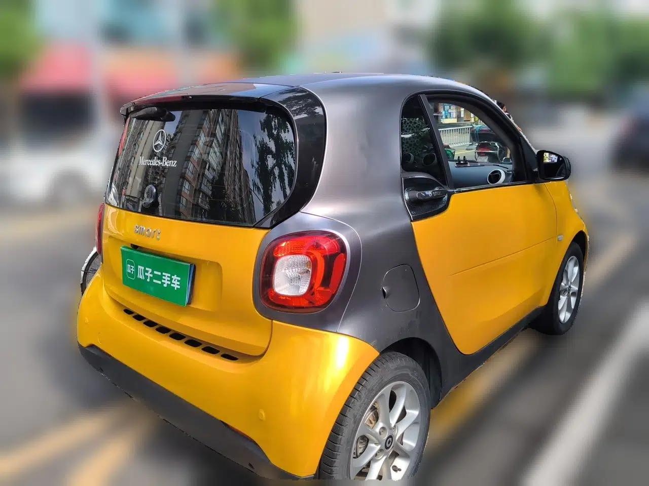 smart fortwo 2015 1.0L 52 kW hardtop Dynamic version — миниатюра 6