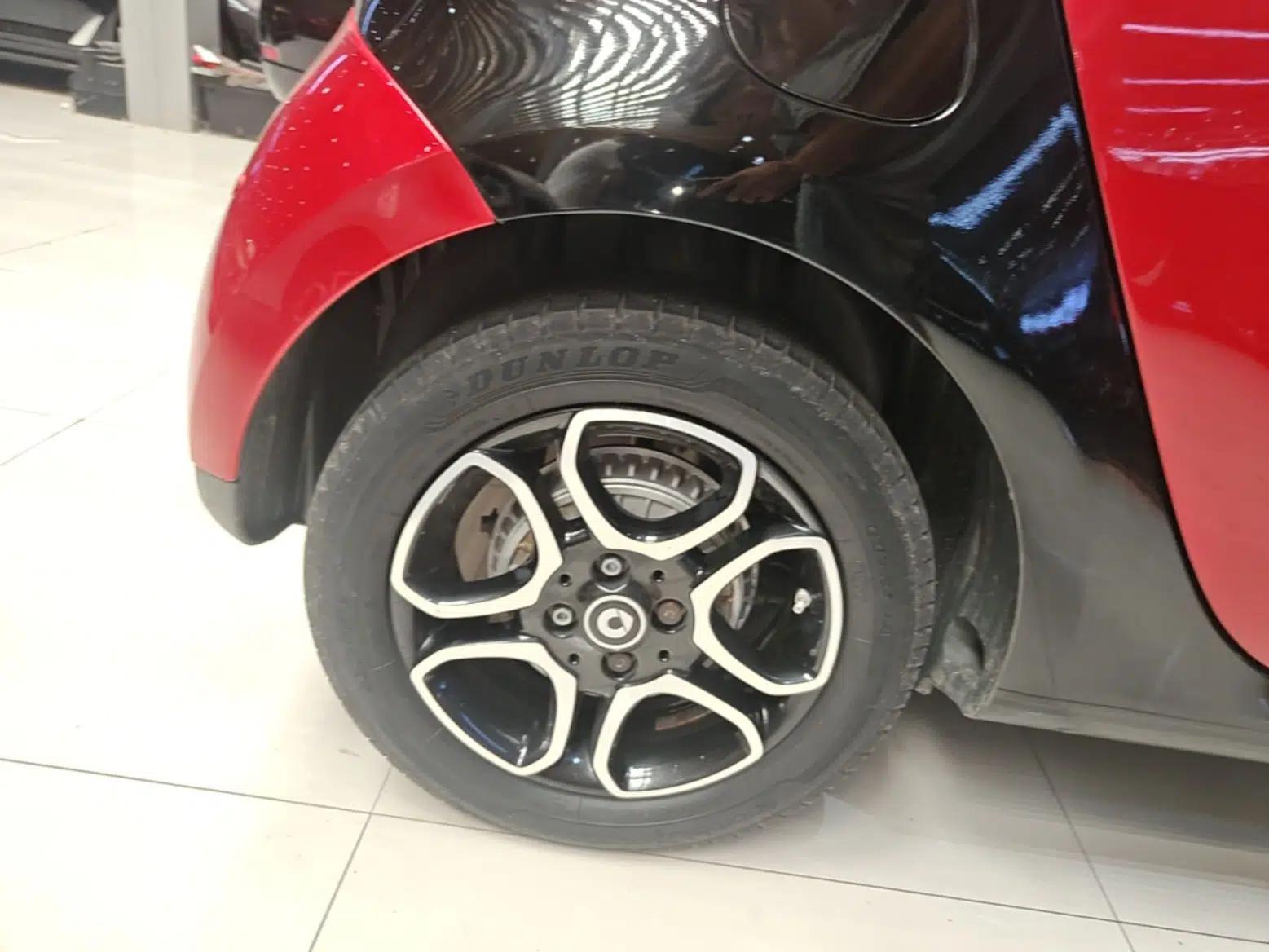 smart forfour 2017 0.9T 66kW Beloved Special Edition — миниатюра 11