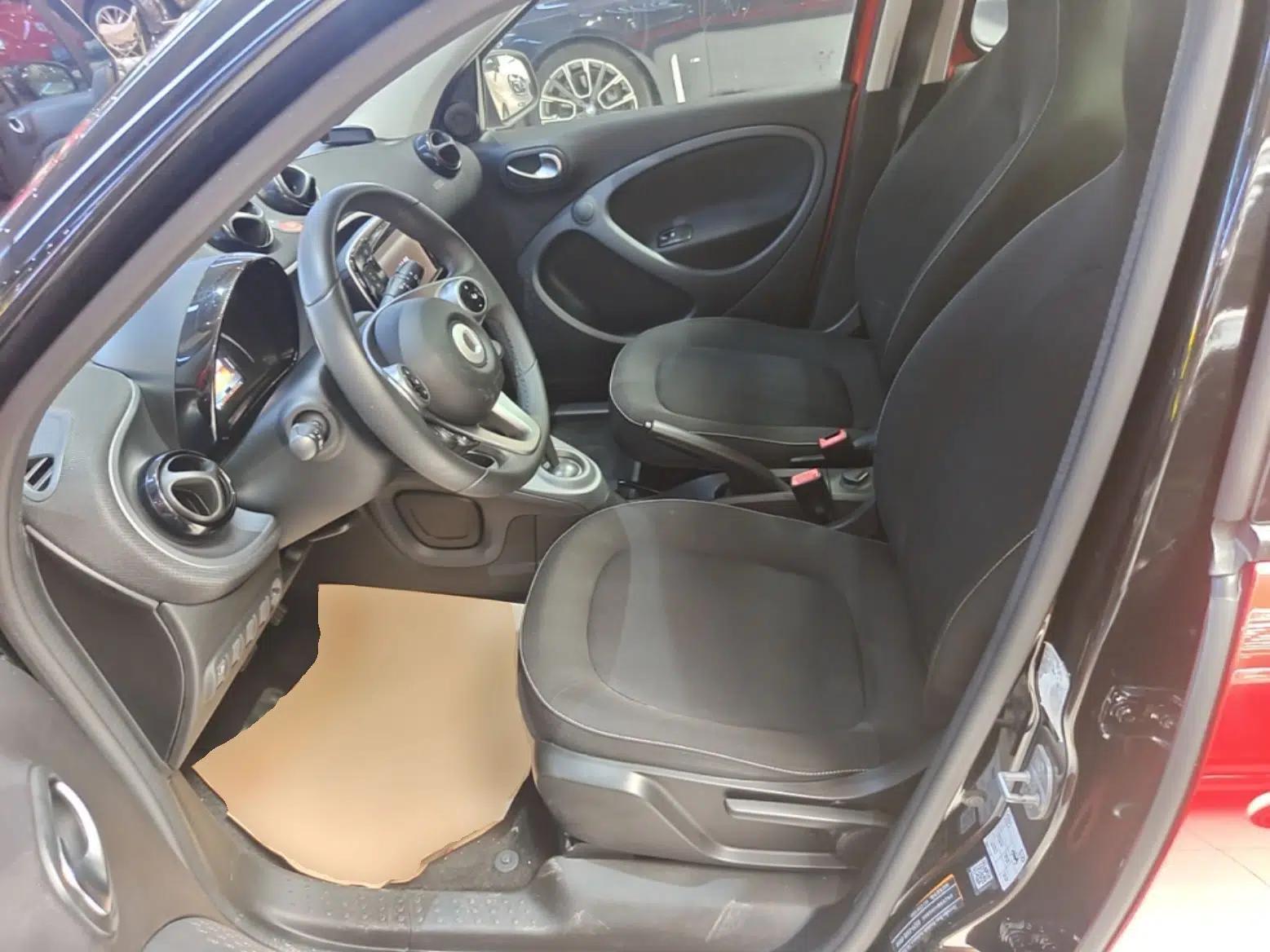 smart forfour 2017 0.9T 66kW Beloved Special Edition — миниатюра 17