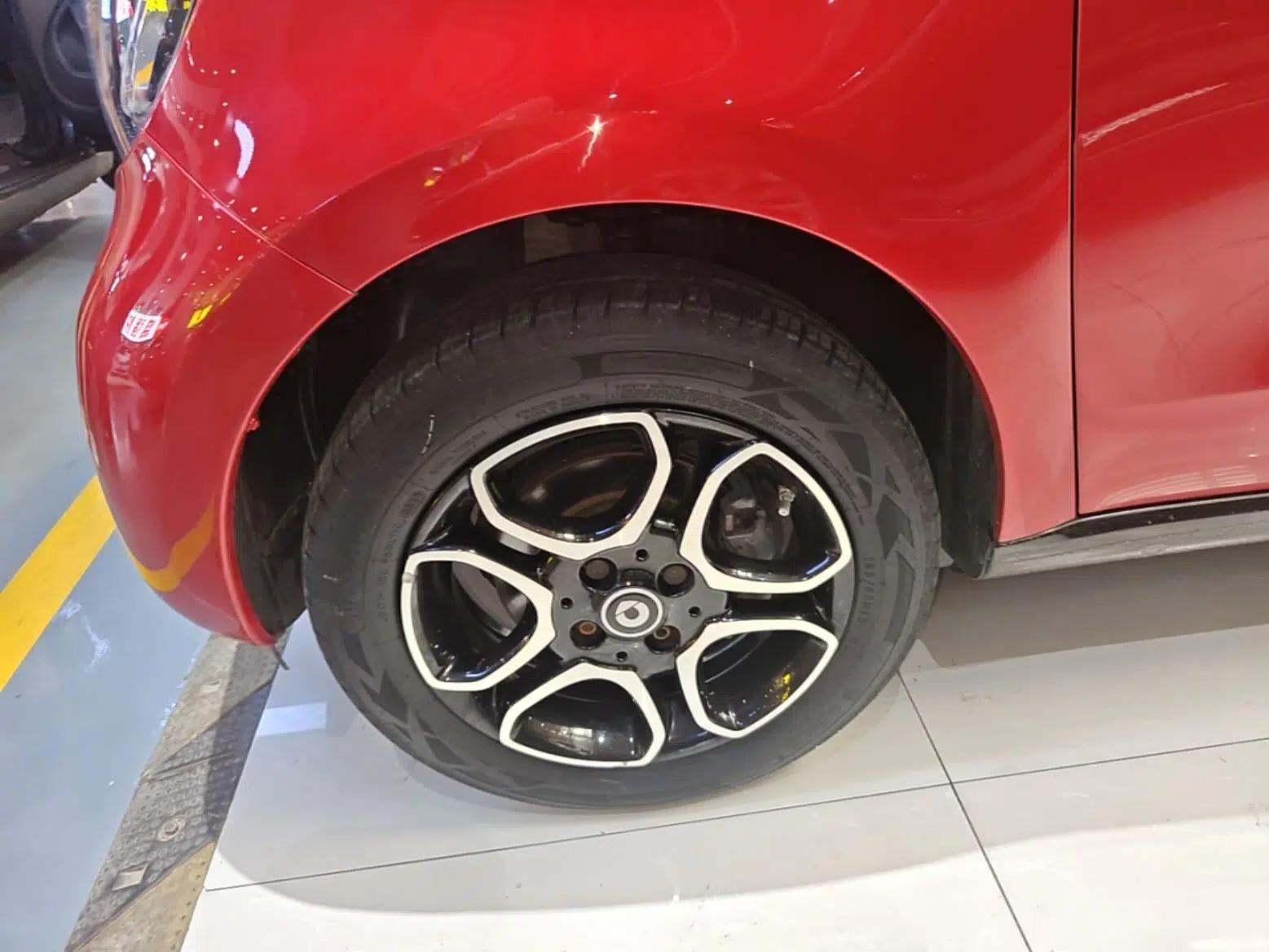 smart forfour 2017 0.9T 66kW Beloved Special Edition — миниатюра 10