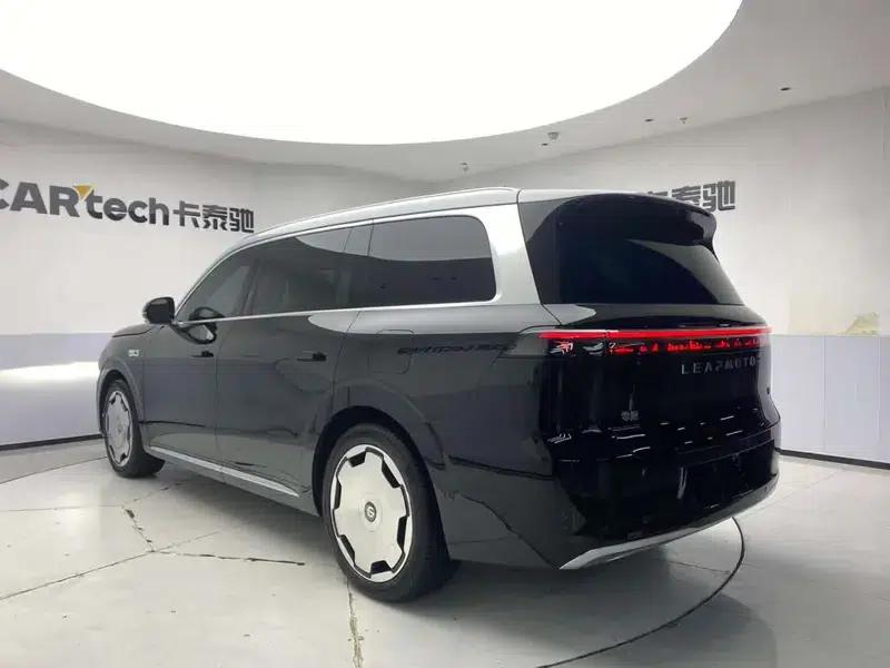 Leapmotor D19 2026 Pure Electric 720 Smart Edition (Six Seats) — миниатюра 5