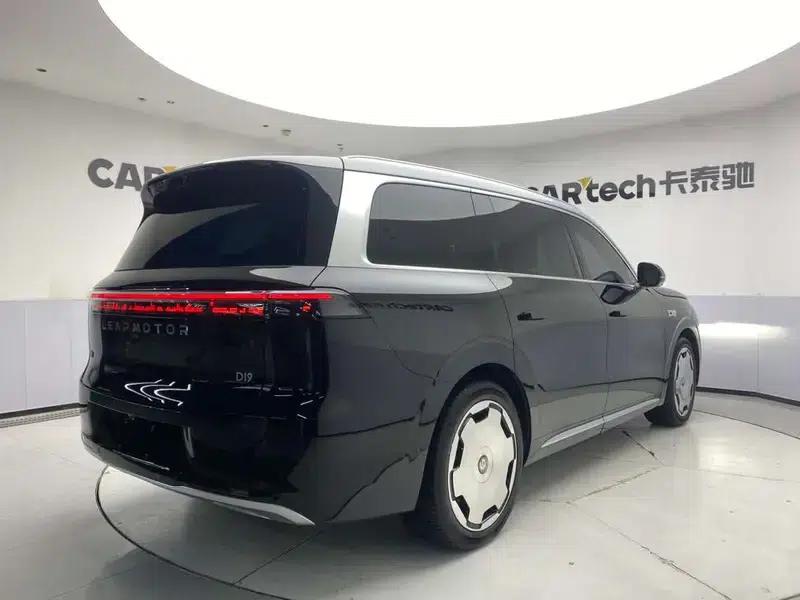 Leapmotor D19 2026 Pure Electric 720 Smart Edition (Six Seats) — миниатюра 7