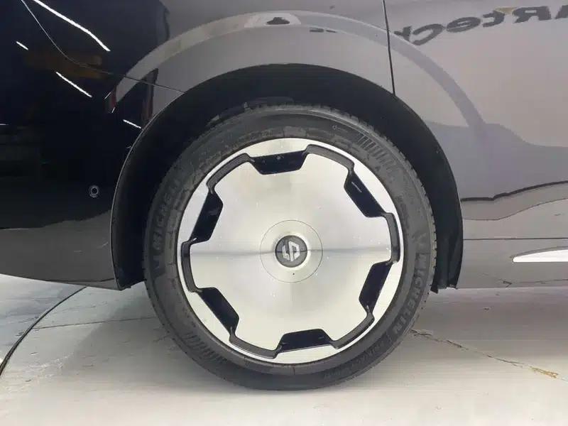 Leapmotor D19 2026 Pure Electric 720 Smart Edition (Six Seats) — миниатюра 9