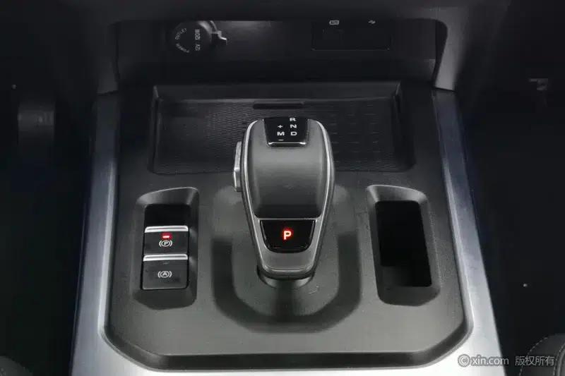 212 T01 2024 Model 2.0T Changfeng Edition — миниатюра 15