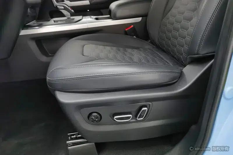 212 T01 2024 Model 2.0T Changfeng Edition — миниатюра 18