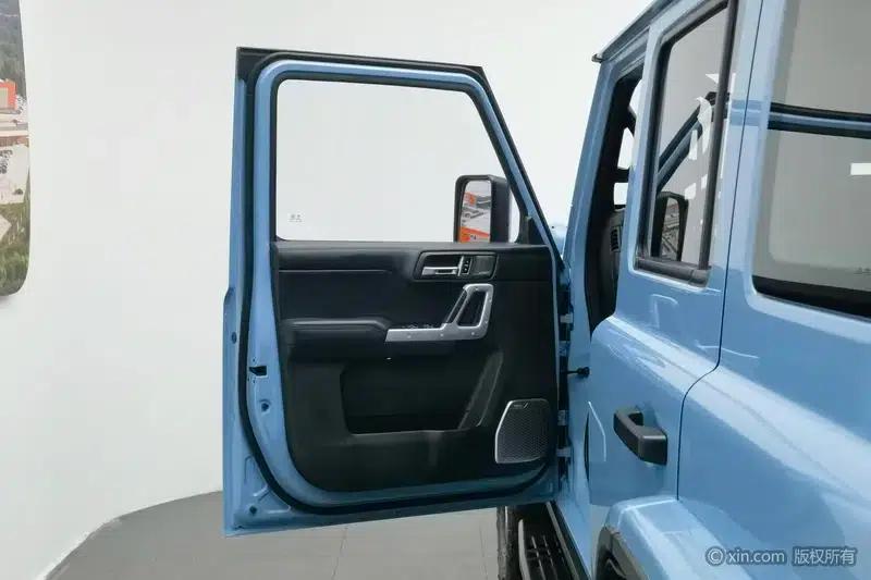 212 T01 2024 Model 2.0T Changfeng Edition — миниатюра 21