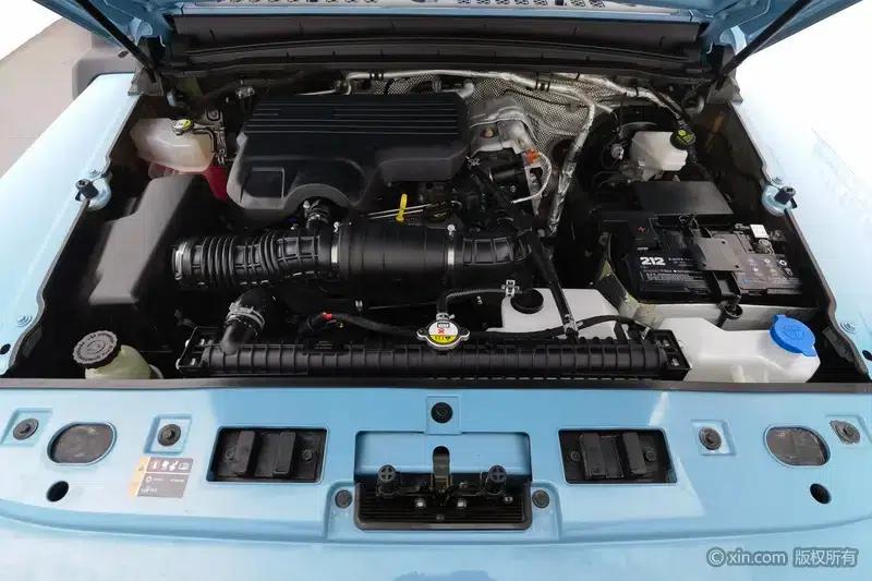 212 T01 2024 Model 2.0T Changfeng Edition — миниатюра 5
