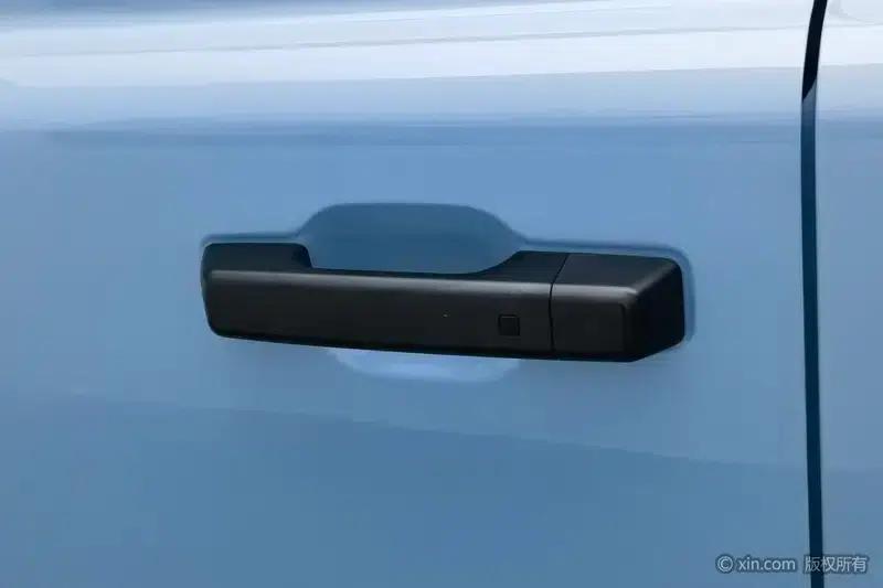 212 T01 2024 Model 2.0T Changfeng Edition — миниатюра 10