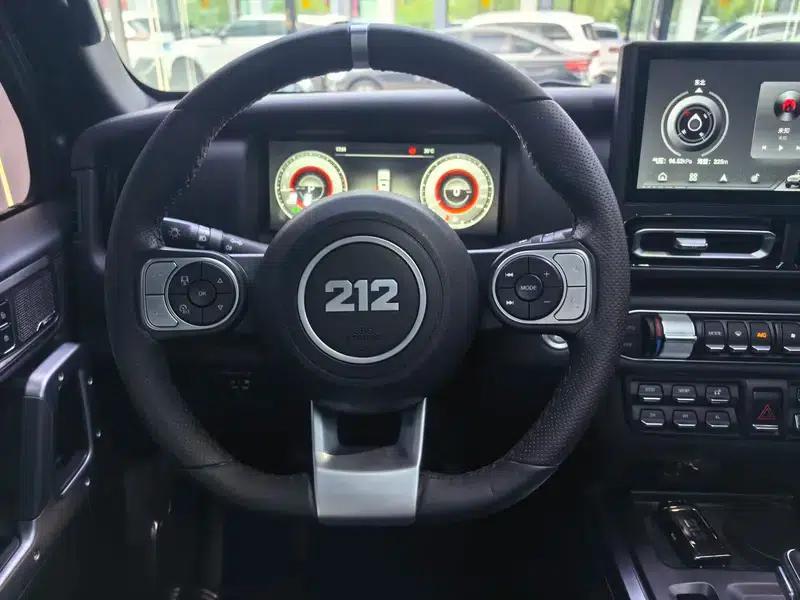 212 T01 2024 Explorer 2.0T — миниатюра 12