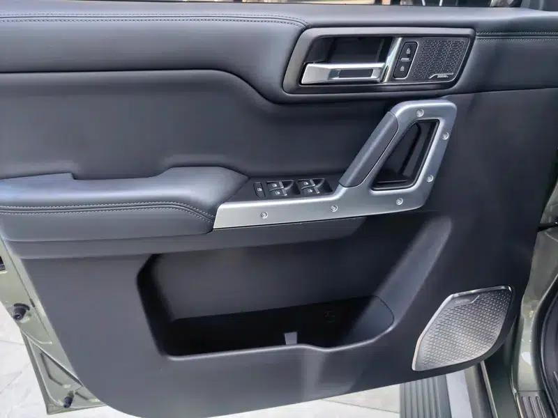212 T01 2024 Explorer 2.0T — миниатюра 17
