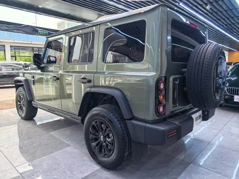 212 T01 2024 Explorer 2.0T — миниатюра 4
