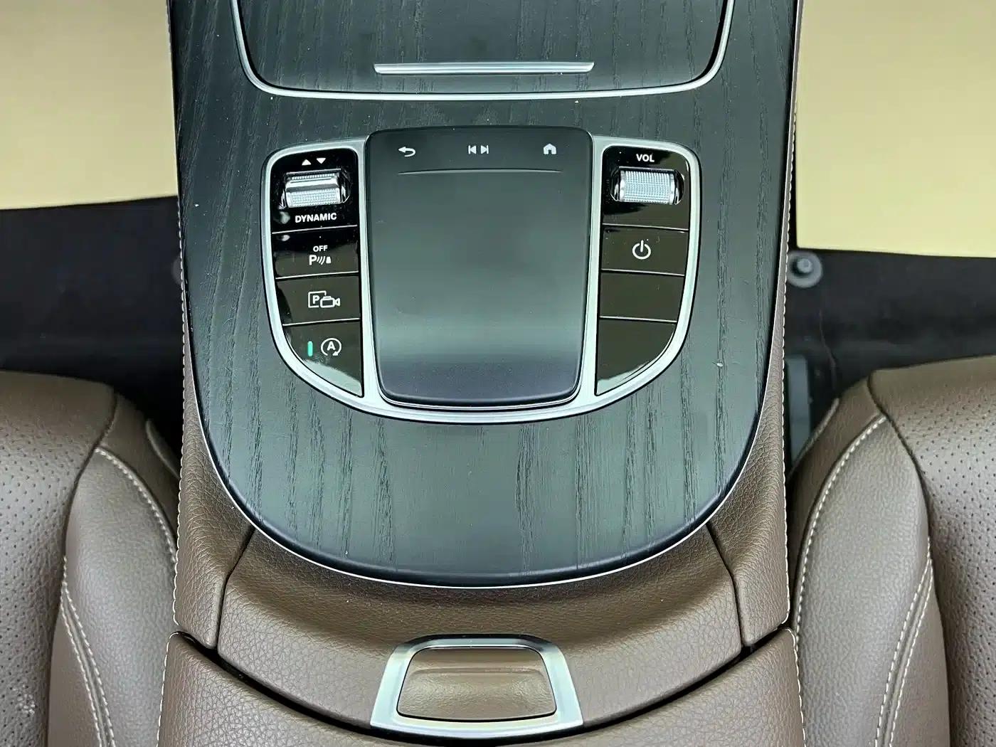 Mercedes-Benz E-Class 2022 E 300 L Fashion Edition — миниатюра 23