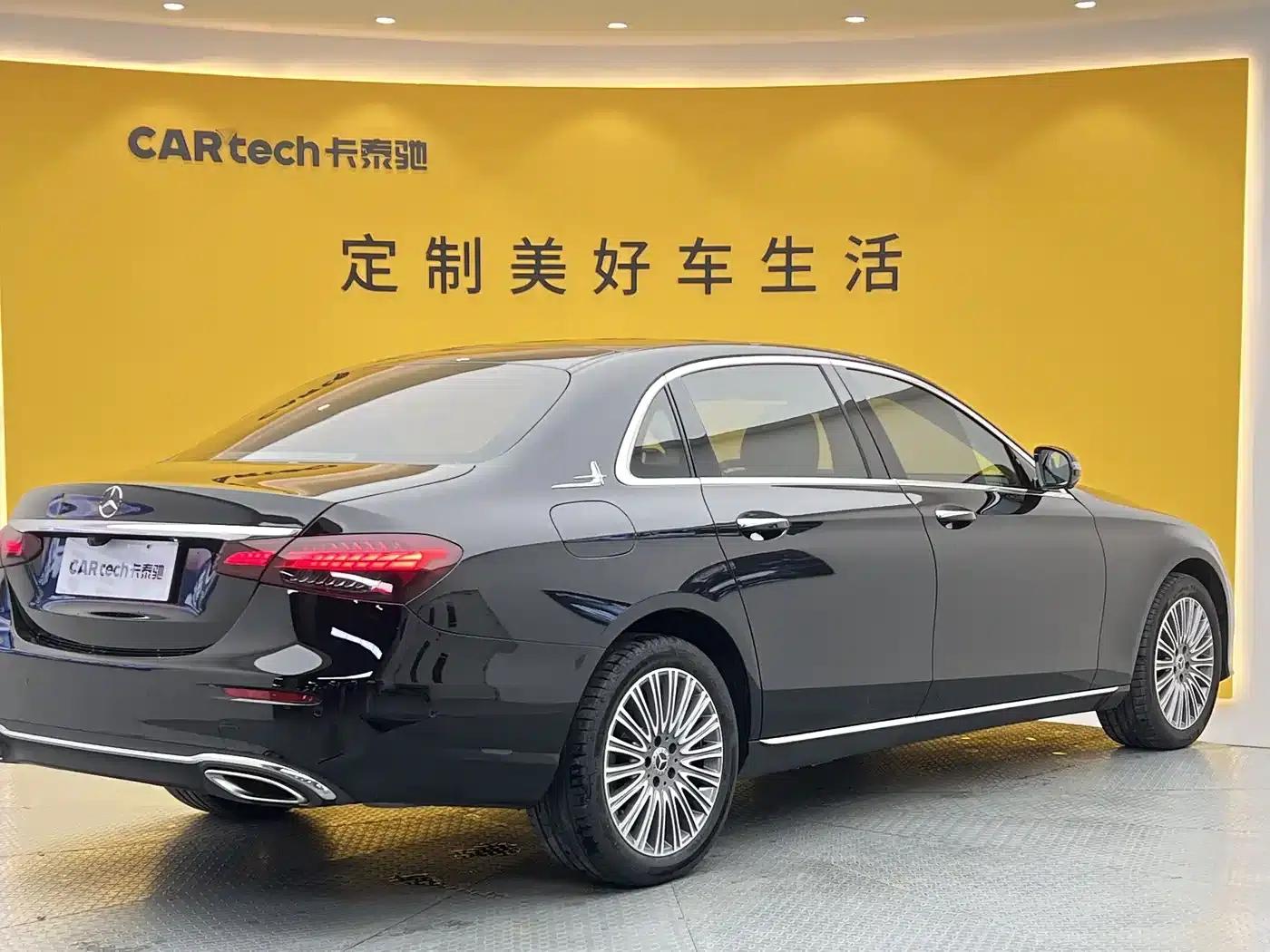 Mercedes-Benz E-Class 2022 E 300 L Fashion Edition — миниатюра 32