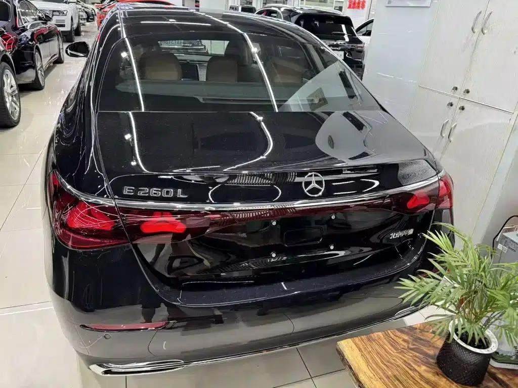 2026 Mercedes-Benz E-Class E 260 L — миниатюра 4