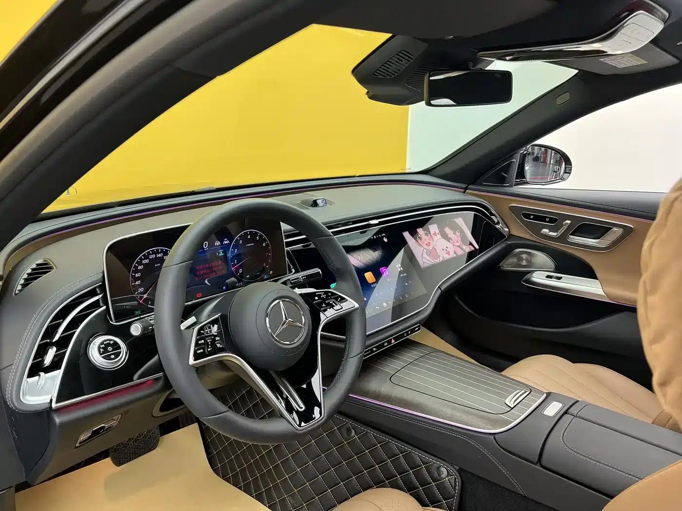 2025 Mercedes-Benz E-Class E 300 L Luxury — миниатюра 3