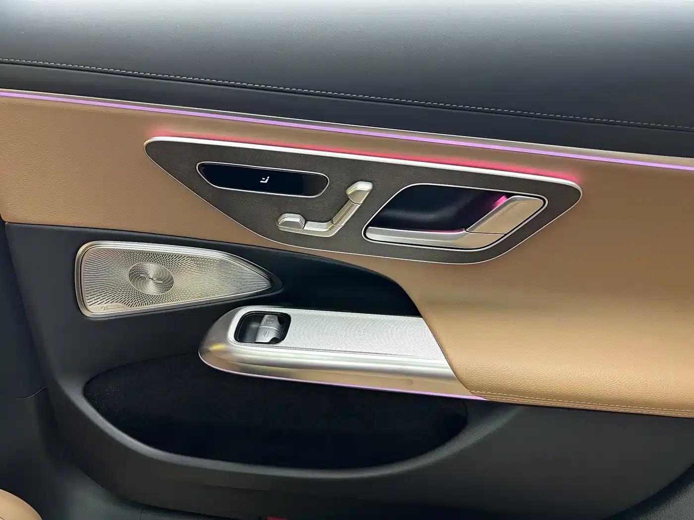 2025 Mercedes-Benz E-Class E 300 L Luxury — миниатюра 26