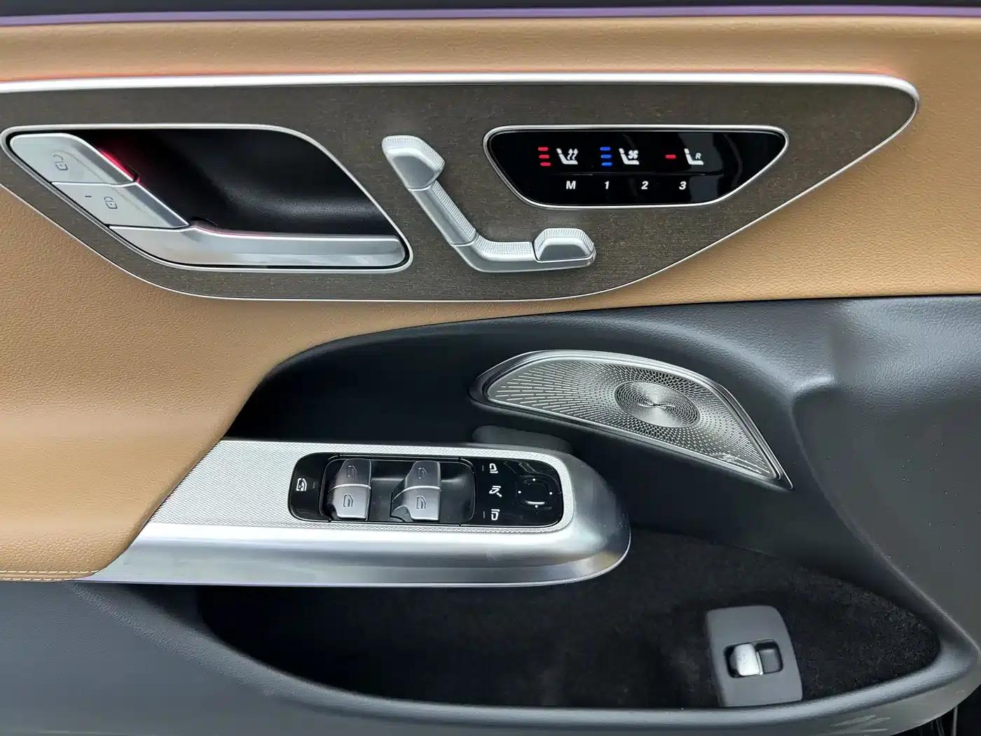 2025 Mercedes-Benz E-Class E 300 L Luxury — миниатюра 5