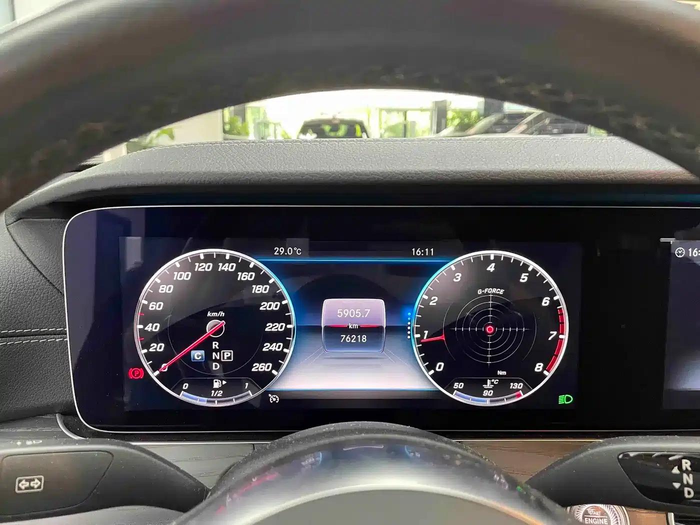 Mercedes-Benz E-Class 2020 Facelift E 300 L Sport Special Edition — миниатюра 11