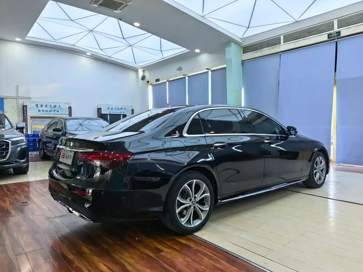 Mercedes-Benz E-Class 2023 E 300 L Sport Luxury — миниатюра 15
