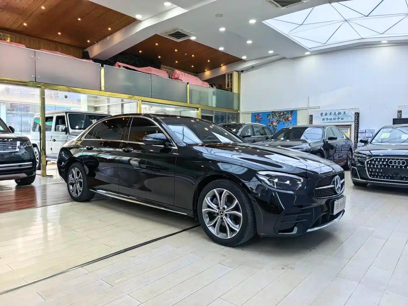 Mercedes-Benz E-Class 2023 E 300 L Sport Luxury — миниатюра 3